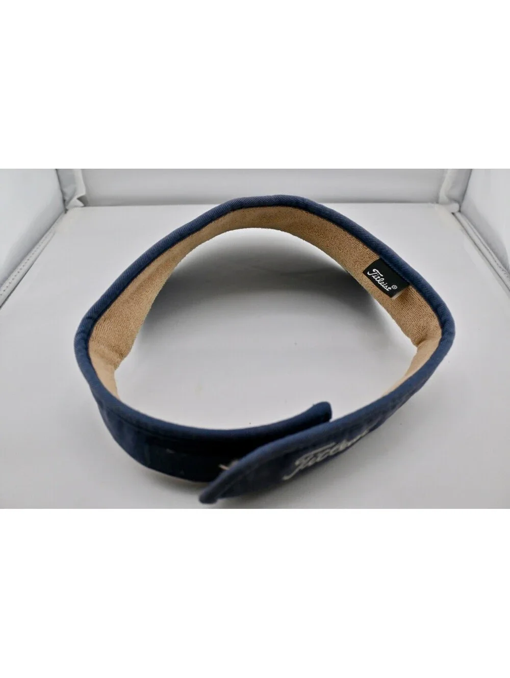 Vintage Titleist Womens Blue Wide Visor Plaid Inside Embroidered Reversable EUC